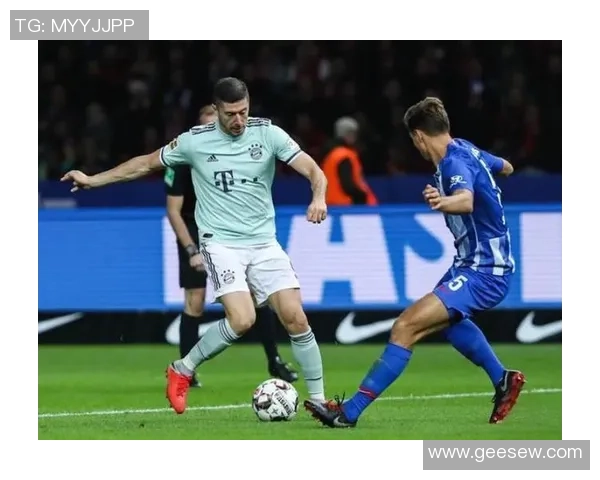 帕德博恩迎战法兰克福双方争夺宝贵积分的精彩对决